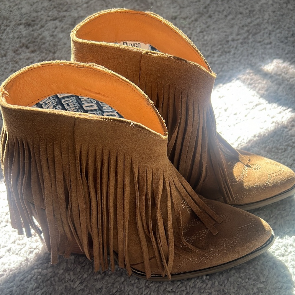Dingo fringe booties